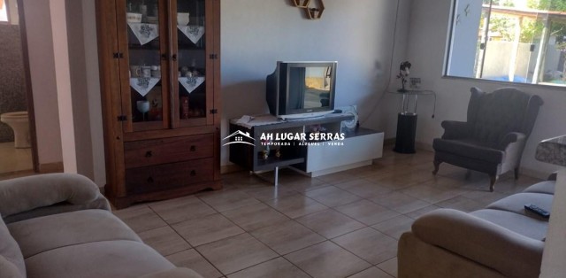Casa com piscina no centro da Serra do Cipó