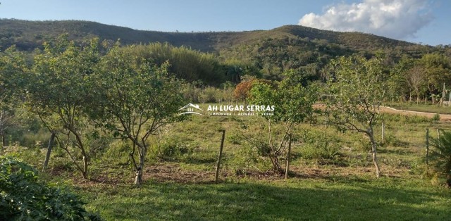  Linda casa bem localizada na Serra do Cipó
